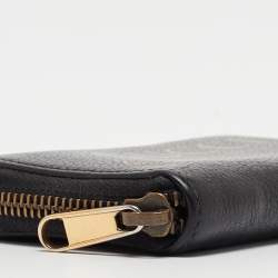 Pre Owned Gucci Black Leather Logo Zip Purse 