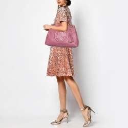 Pre Owned Gucci Pink Pebbled Leather Medium Soho Chain Tote