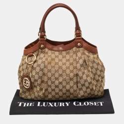مملوكة مسبقًا حقيبة يد غوتشي سوكي جلد وكانفاس جي جي أسود/ بيج متوسطة 