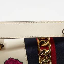 Pre Owned Gucci Off White Leather Small Web Embroidered Sylvie Shoulder Bag