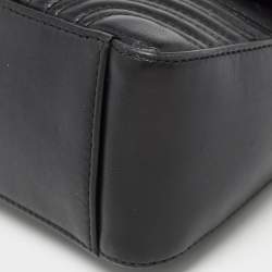 Pre Owned Gucci Black Matelasse Leather Mini GG Marmont Top Handle Bag