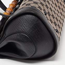 مملوكة مسبقًا Gucci Beige/Black GG Canvas and Leather Bamboo Bullet Satchel