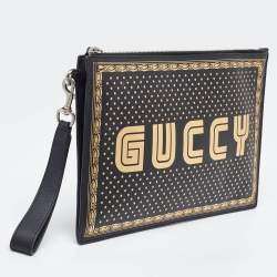 مملوكة مسبقًا Gucci Black Leather Guccy Star Wristlet Pouch