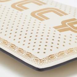 Pre Owned Gucci Off-White Leather "Guccy" Zip Wristlet  Pouch