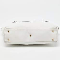 Pre Owned Gucci White Leather Front Zip Chain Tote