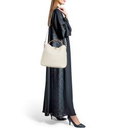Pre Owned Gucci White Leather Diana Bamboo Capsule Bag