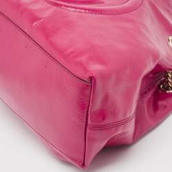 Pre Owned Gucci Magenta Patent Leather Medium Soho Chain Tote