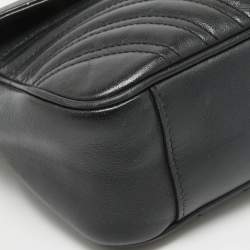 Pre Owned Gucci Black Matelassé Leather Small GG Marmont Shoulder Bag