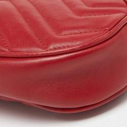 Pre Owned Gucci Red Matelassé Leather GG Marmont Belt Bag
