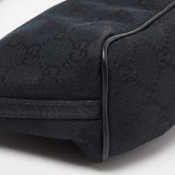 مملوكة مسبقًا Gucci Black GG Canvas and Leather Baguette Bag