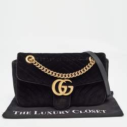 مملوكة مسبقًا Gucci Black Matelassé Velvet Small GG Marmont Shoulder Bag