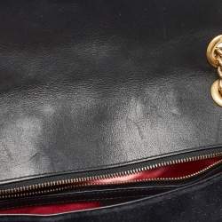 مملوكة مسبقًا Gucci Black Matelassé Velvet Small GG Marmont Shoulder Bag