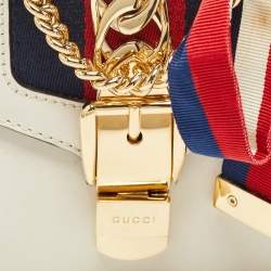 Pre Owned Gucci Off White Leather Mini Web Chain Sylvie Crossbody Bag