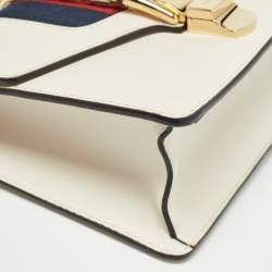 Pre Owned Gucci Off White Leather Mini Web Chain Sylvie Crossbody Bag