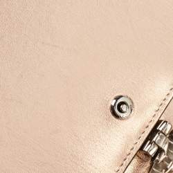 مملوكة مسبقًا Gucci Rose Gold Leather Crystals Broadway Clutch Bag