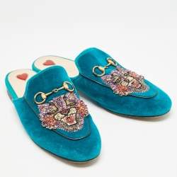 مملوكة مسبقًا Gucci Teal Velvet Tiger Embellished Princetown Flat Mules Size 37
