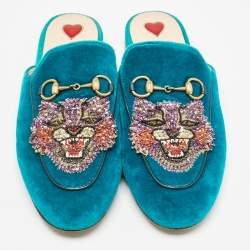 مملوكة مسبقًا Gucci Teal Velvet Tiger Embellished Princetown Flat Mules Size 37