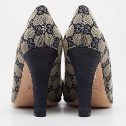 Pre Owned Gucci Grey/Blue GG Canvas Interlocking Logo Round Toe Pumps Size 36