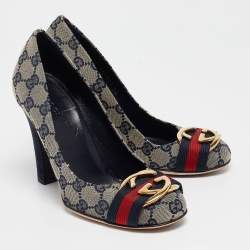 Pre Owned Gucci Grey/Blue GG Canvas Interlocking Logo Round Toe Pumps Size 36