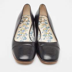 مملوكة مسبقًا Gucci Black Perforated GG Leather Ballet Flats Size 38