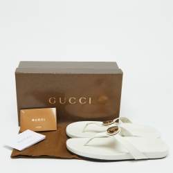 Pre Owned Gucci White Patent Leather Hysteria Thong Flat Slide Sandals Size 38.5