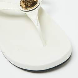 Pre Owned Gucci White Patent Leather Hysteria Thong Flat Slide Sandals Size 38.5