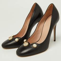 Pre Owned Gucci Black Scalloped Leather Pearl Embellished Pumps Size 37.5