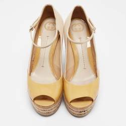 Gucci Beige/Yellow Patent And Leather Cork Wedge Pumps Size 39