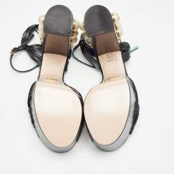 مملوكة مسبقًا Gucci Black Leather Pearl & Stud Embellished Platform Sandals Size 38