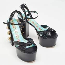 مملوكة مسبقًا Gucci Black Leather Pearl & Stud Embellished Platform Sandals Size 38
