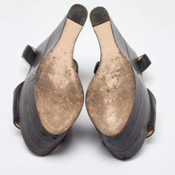 Pre Owned Gucci Black Leather Sally Wedge Platform Ankle Strap Sandals Size 35