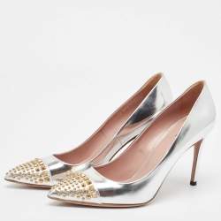 Pre Owned Gucci Silver Leather Studded Cap Toe Pumps Size 39.5