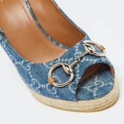 Pre Owned Gucci Blue GG Denim Charlotte Horsebit Peep Toe Wedge Pumps Size 39.5
