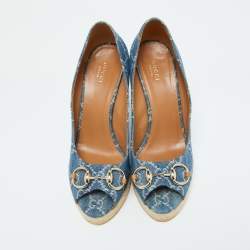 Pre Owned Gucci Blue GG Denim Charlotte Horsebit Peep Toe Wedge Pumps Size 39.5