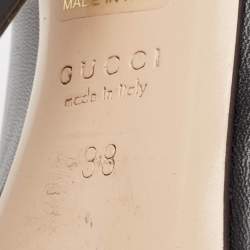 Pre Owned Gucci Black Leather Pumps 38