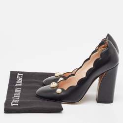 Pre Owned Gucci Black Leather Pumps 38