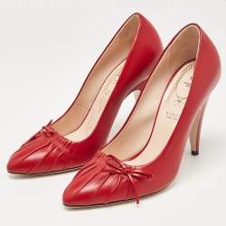 Pre Owned Gucci Red Leather Pointed Toe Pumps Size 37.5