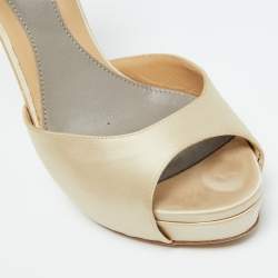 Gucci Beige Satin Crystal Embellished Ankle Strap Peep Toe Platform Sandals Size 39