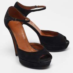 Gucci Black Suede Ankle Strap Sandals Size 35