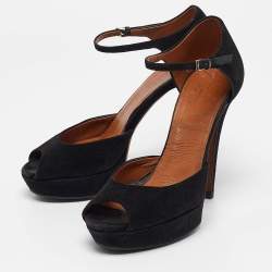 Gucci Black Suede Ankle Strap Sandals Size 35