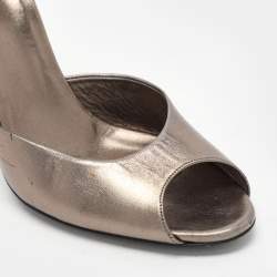 Pre Owned Gucci Metallic Leather Embellished Heel Ankle Strap Sandals Size 37