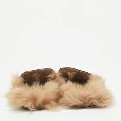 مملوكة مسبقًا Gucci Black Fur and Leather Princetown Mules Size 38