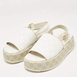 Pre Owned Gucci White/Beige GG Supreme Canvas Platform Sandals Size 39