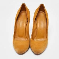 Gucci Mustard Yellow Suede Round Toe Pumps Size 39