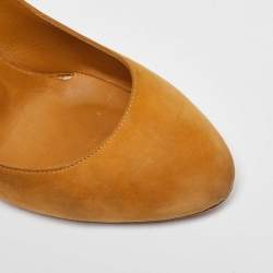 Gucci Mustard Yellow Suede Round Toe Pumps Size 39