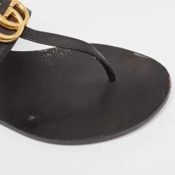 Gucci Black Leather GG Marmont Thong Flat Sandals Size 37