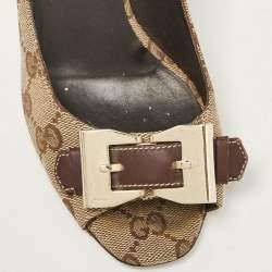 Pre Owned Gucci Brown/Beige GG Canvas Buckle Detail Peep Toe Pumps Size 36