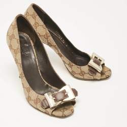 Pre Owned Gucci Brown/Beige GG Canvas Buckle Detail Peep Toe Pumps Size 36