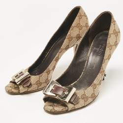 Pre Owned Gucci Brown/Beige GG Canvas Buckle Detail Peep Toe Pumps Size 36