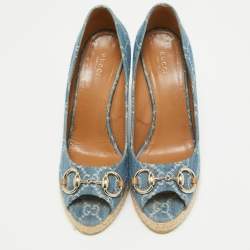 Pre Owned Gucci Blue GG Denim Charlotte Horsebit Peep Toe Wedge Pumps Size 39.5